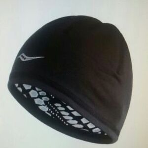 Saucony Black Running Cap